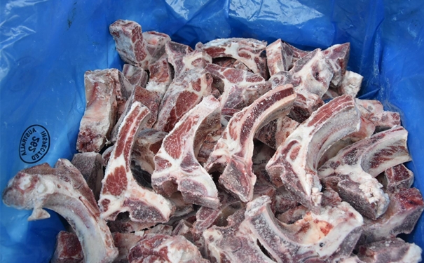 烏拉圭冷凍帶骨牛肉進口報關門到門代理服務 烏拉圭冷凍帶骨牛肉進口報關門到門代理服務