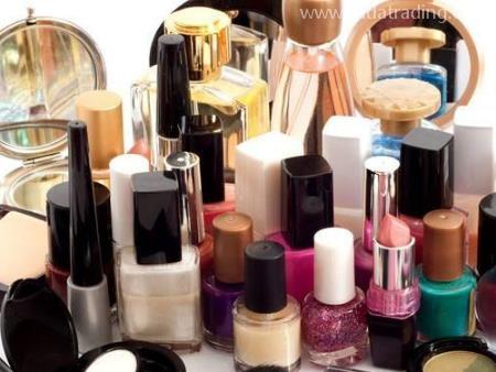 想要順利進口化妝品嗎？那快看下這篇化妝品進口清關要點！